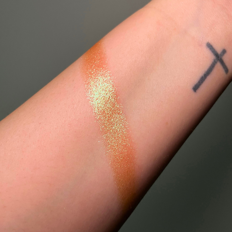 Creamy Pigment Lunar